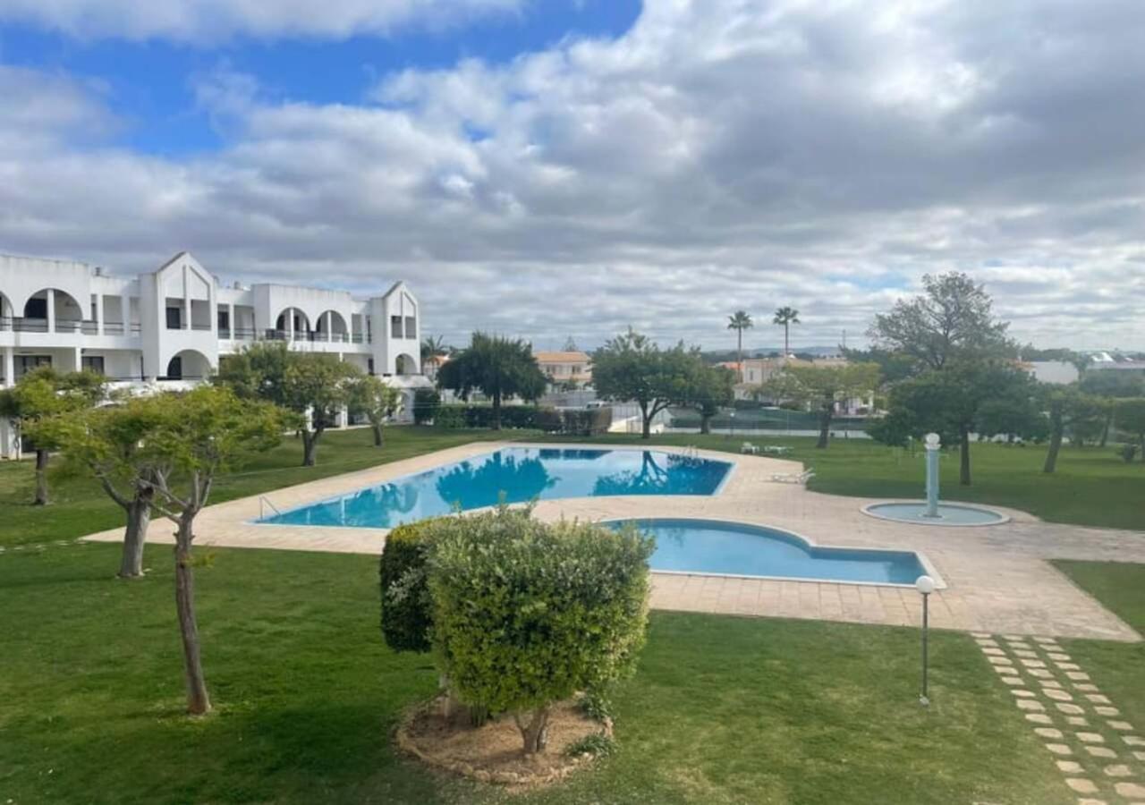 Title E Title - Oura Apartament Albufeira Kültér fotó