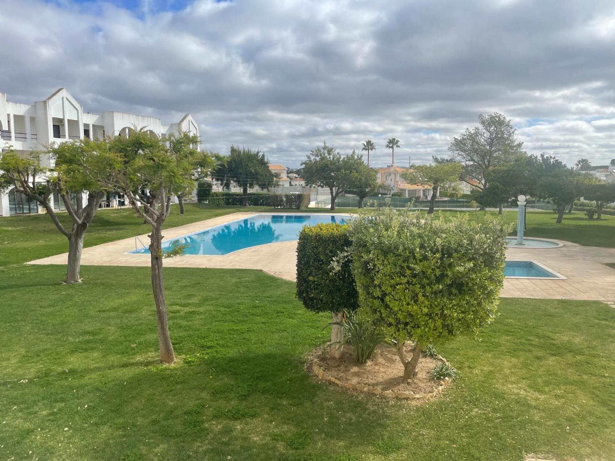 Title E Title - Oura Apartament Albufeira Kültér fotó
